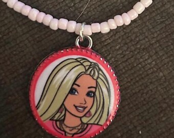 Pulsera de Barbie hecha a mano
