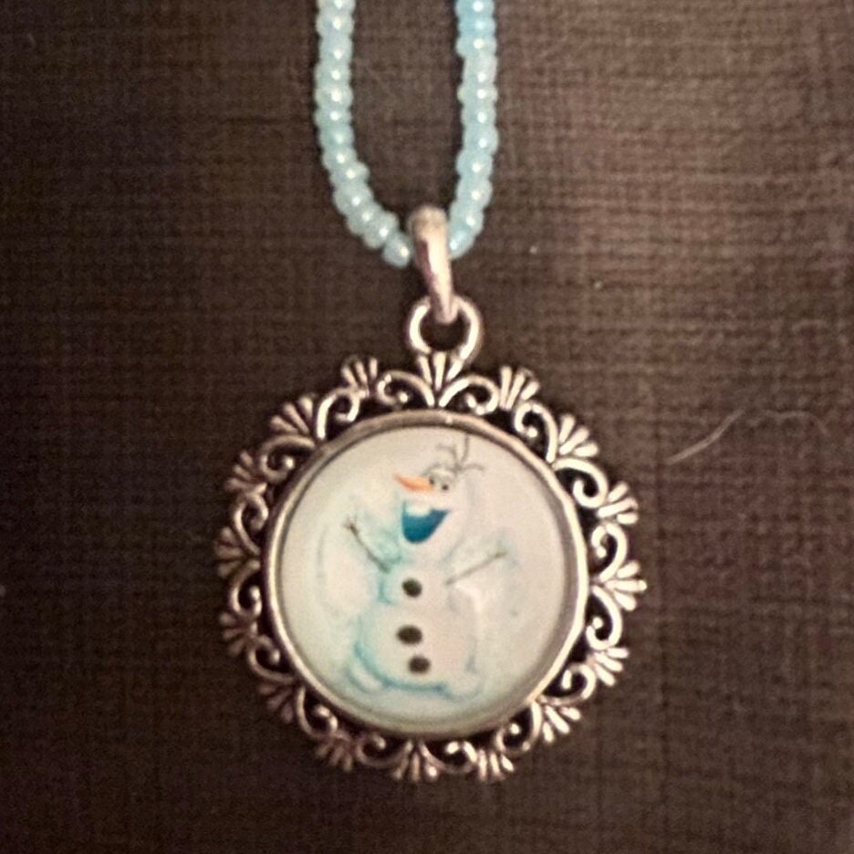 Handmade Disney Frozen Olaf Necklace Israel