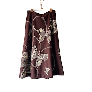 Vintage 70s brown circle skirt with butterfly print size medium