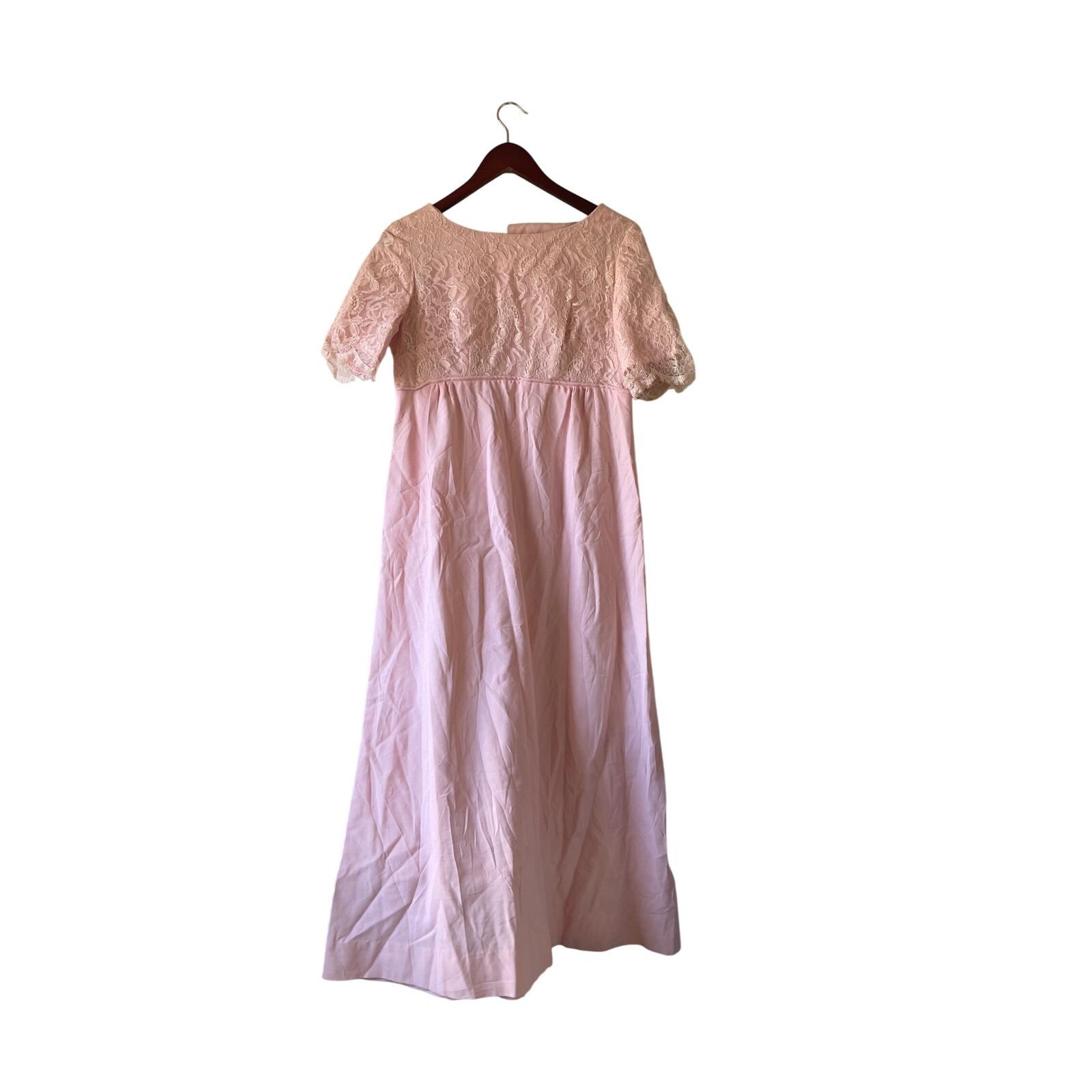 green emerald velvet dress Mariah Pink Chiffon Ruffle Halterneck Maxi Dress main image 0