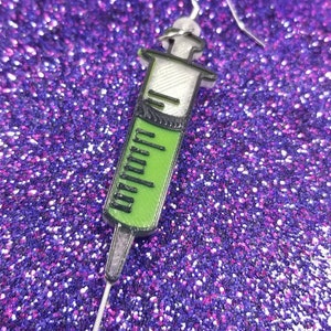 Green Syringe Statement Earrings 3D Printed, Weird Earrings, Unique Earrings, Edgy Earrings, Alternative Earrings, Horror Earrings image 2