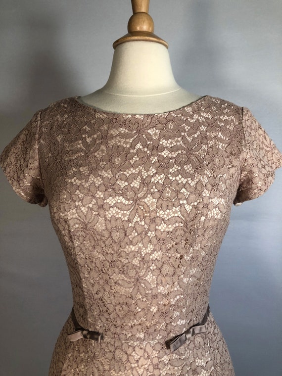 Early 1960s Beige Lace Dress and Jacket - image 6