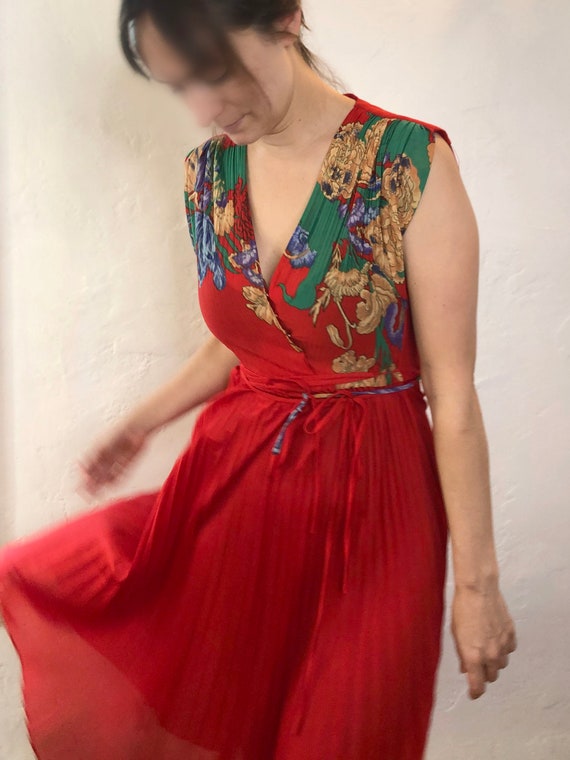 1970s Red Pleated Floral Dress