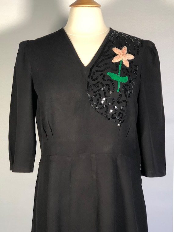 Early 40s Black Rayon & Sequin Dress - image 6