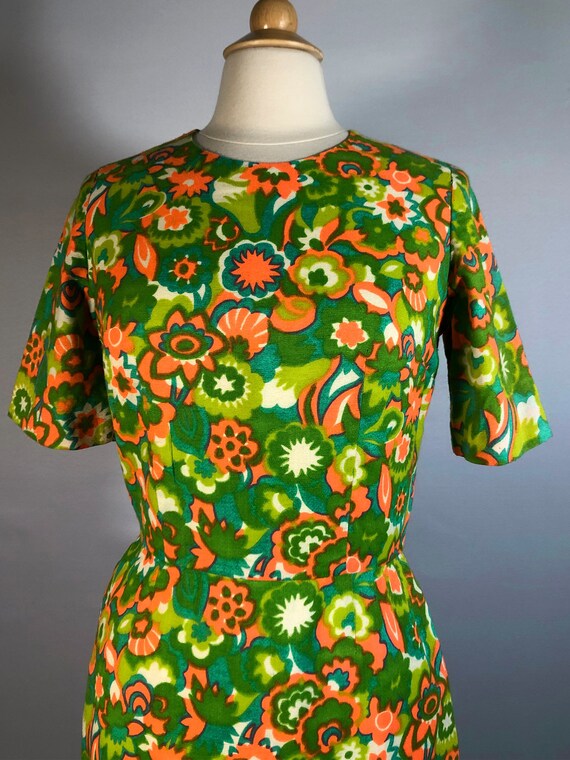 Late 1960s Brightly Colored Poly-Jersey Dress - image 5