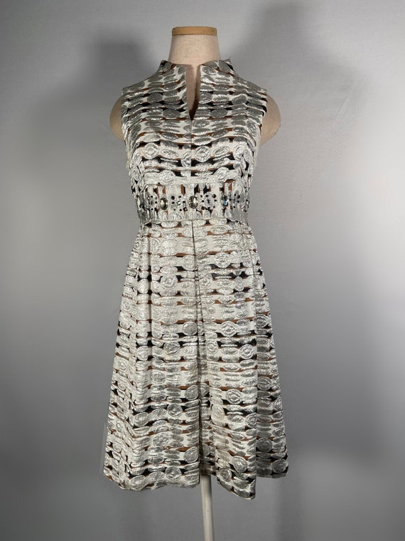 Late 1960s Textured Abstract Print Silver Mod Dres
