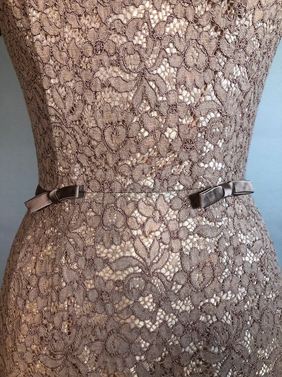 Early 1960s Beige Lace Dress and Jacket - image 7