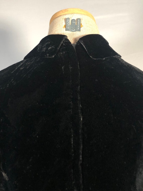 Mid 1960s Black Rayon Velvet Dress - image 8