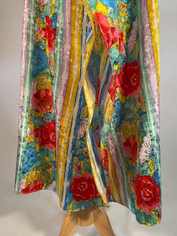 1990s Polyester Silk Floral Kaftan from Pakistan - image 5