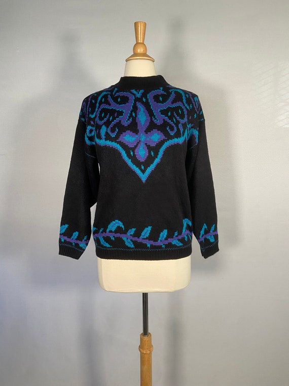 1970s Black Pullover with Scroll Pattern - image 1