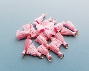 4 Light pink Silky Tassels - Silky Tassels Earring and Pendant - Tassels with Iron Jump Ring - Boho Earrings - 24.06x5.92x3.4mm
