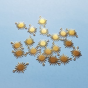 20 Pieces - Raw Brass Connector - Sun Shaped Brass Charms - Jewelry Supplies - 18x13x0.5mm
