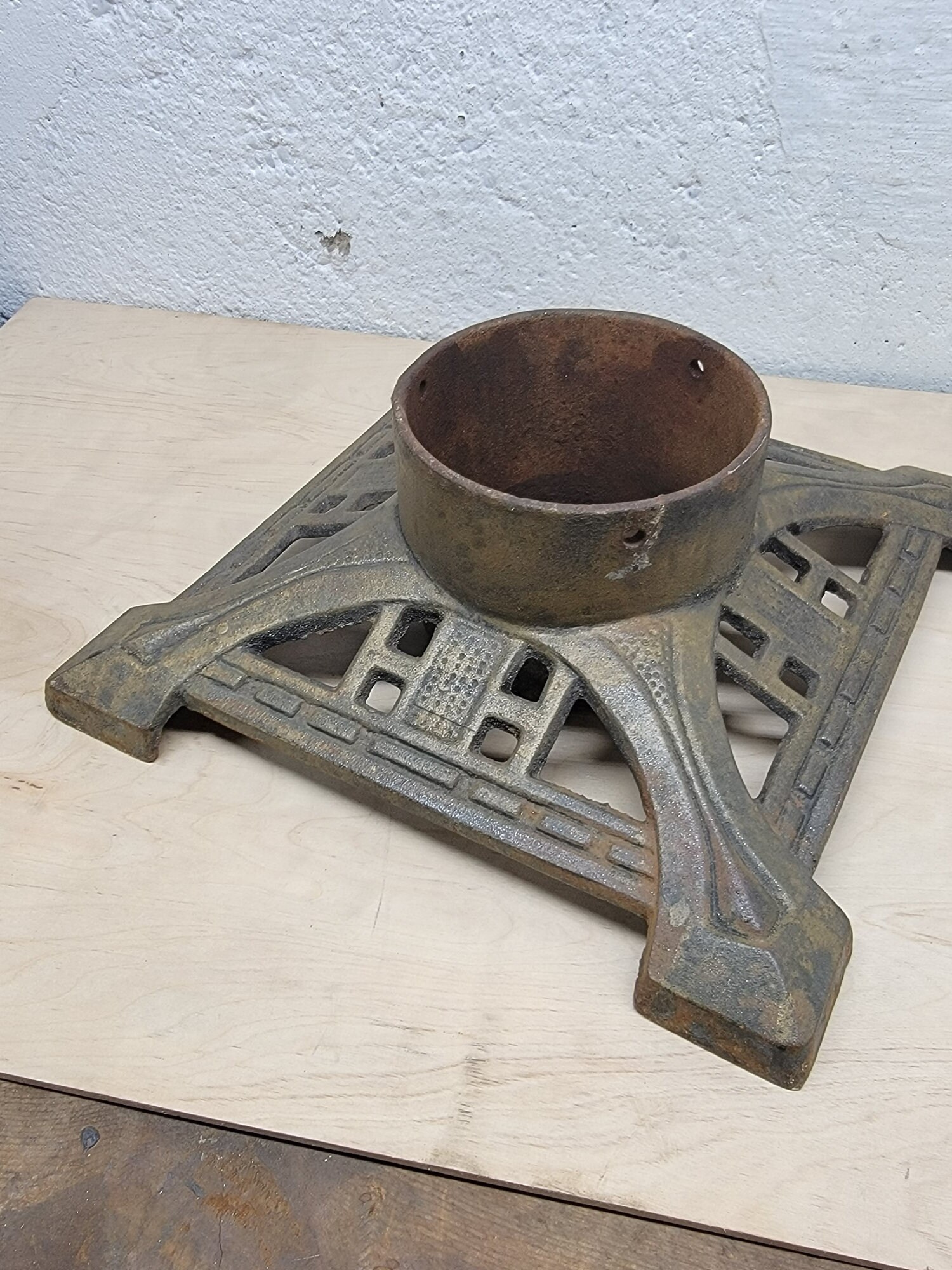 Vintage Cast Iron Tree Stand 
