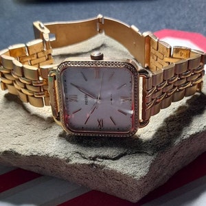Fossil es4269 top