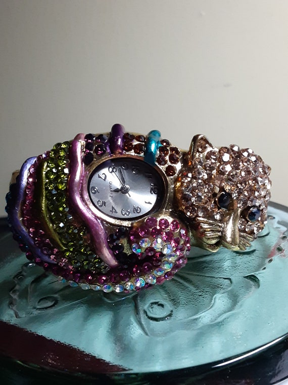 Quartz Crystal Cat Wristlet Watch - image 1