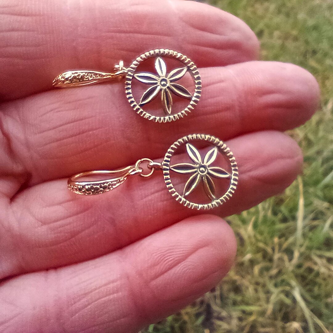 Pansy Bloom Brass Circle Earrings main image 0