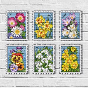 ポストスタンプフラワークロスステッチパターン、6つの花のミニXステッチのバンドル
