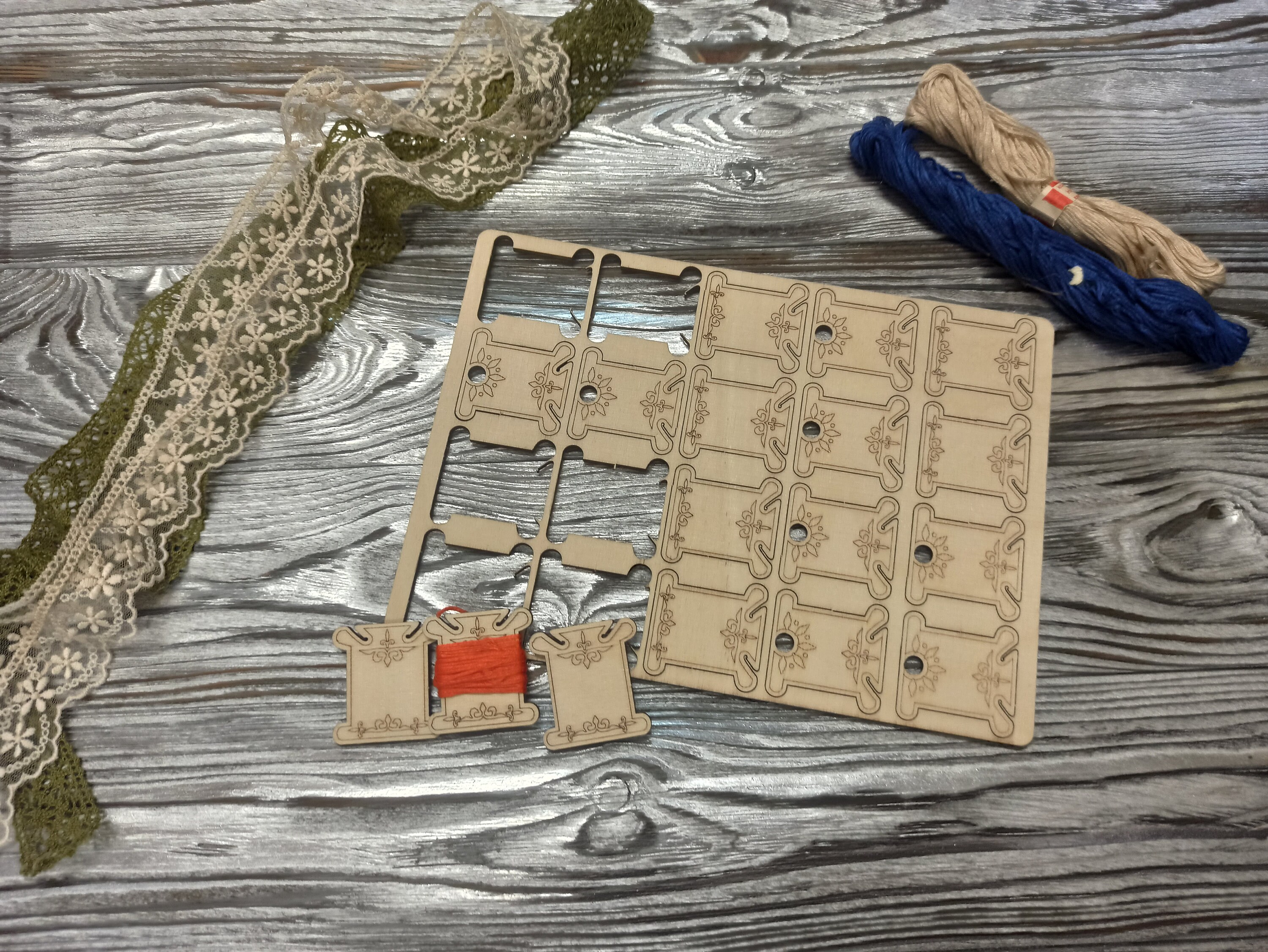 10 Bobine In Legno Per Ricamo A Forma Di Pecora - Organizer Per Filo Da Ricamo E Punto Croce, Porta Filato Compatto Per Cucito E Fai Da Te, 6,1 X 5,8 Cm