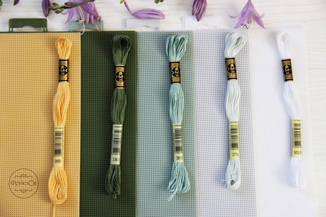 14ct Plastic Canvas 8.25 X 11, Assorted Colors, Plastic Needlepoint