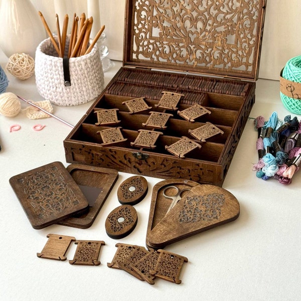 Wooden sewing box, lidded container for sewing accessories, 100 bobbins for thread, magnet needle holders, scissors case