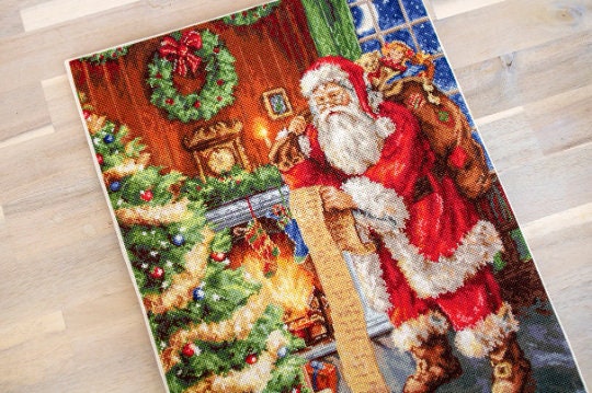 Cross stitch tapestry kit - Mischievous Santa Claus - Coricamo