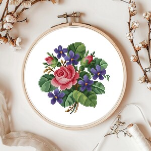 Conjunto de 4 patrones de punto de cruz de ramos, diseño de punto de aguja de flores, decoración de petit point diy