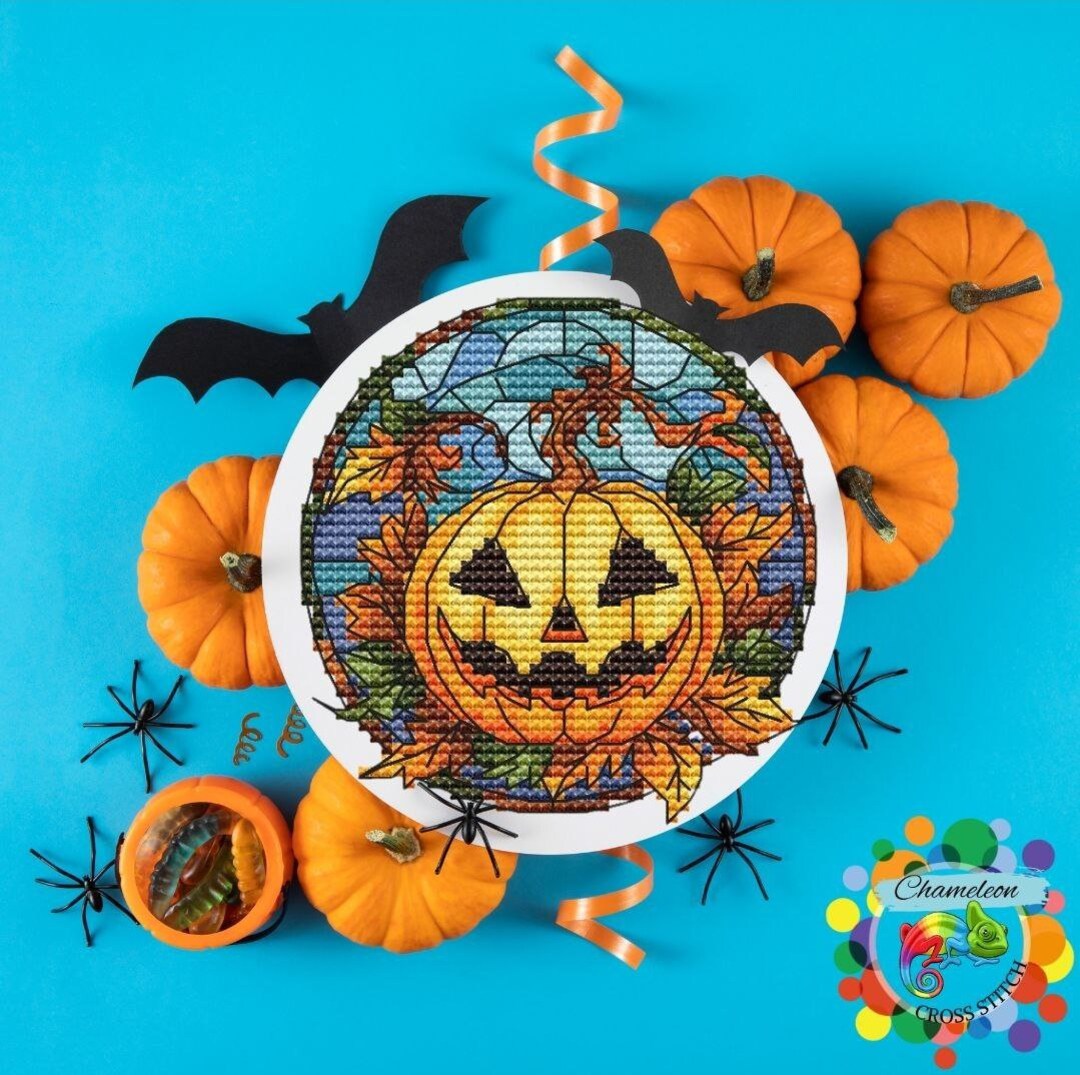 Halloween Pumpkin Cross stitch Pattern Jack o lantern Hand Embroidery halloween-pumpkin-free-cross-stitch-pattern-the-space-of
