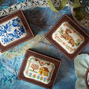 Needle cushion with wooden organizer for sewing  supplies, cross stitch lid,  box with pincushion, needlework storage tool, beads storage