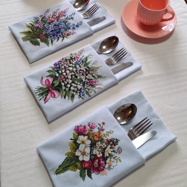 Lentebloemen kruissteekpatronen, 6 bloemboeketten kleine eenvoudige grafiek, servetten tafelkleed lente keuken decor,