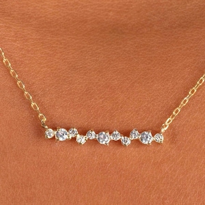Diamond Cluster Necklace in 14k Solid Gold / Diamond Cluster Necklace / Diamond Layering Necklace / Diamond Dainty Necklace / Gift for her