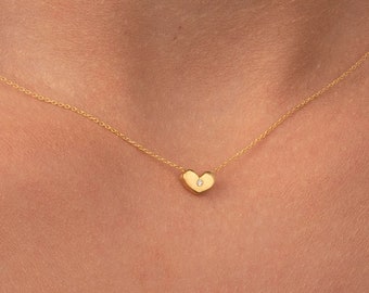 Collar de corazón de diamantes delicado / Collar de corazón de diamantes de oro de 14k / Collar de corazón de diamantes minimalista / Collar de corazón / Regalo para ella