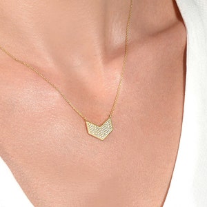 14K Solid Gold Diamond Chevron Necklace / Dainty V Necklace / Minimalist Chevron V Necklace in 14k Solid Gold / Pave Diamond Necklace