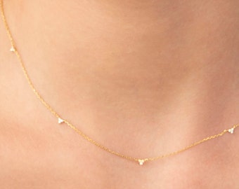Collar de estación de diamantes / Collar de diamantes con ajuste de puntas / Diamante cortado a medida Collar de diamantes trío de oro macizo / Regalo del día de San Valentín