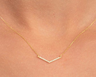 Collar de diamantes Chevron / Collar en forma de V de oro macizo de 14K / Collar de diamantes Chevron delicado / Collar minimalista / Regalo para ella