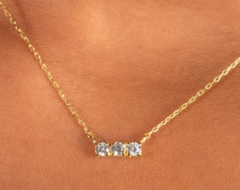 Trio Diamond Necklace / 14k Gold Diamond Necklace 0.18 Ctw / 14K Solid Gold Trio Stone Diamond Necklace / Gift for Her