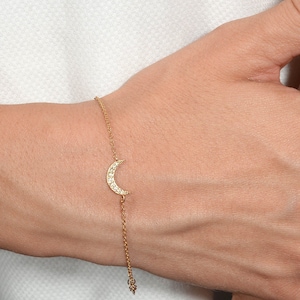 14k Solid Gold Moon Bracelet / Solid Gold Diamond Bracelet / Crescent Bracelet with Diamonds / Crescent Moon Bracelet Dainty /Gift for her