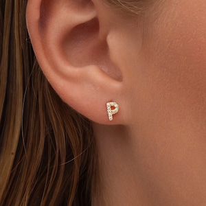 14k Buchstabe Diamant Ohrringe, Gold Anfangsohrring, Buchstabe Diamant Ohrstecker, Minimalistische Ohrringe, personalisiertes Geschenk, 14k Massivgold Zierlicher Ohrstecker