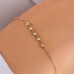 14k Gold Bezel Setting Diamond Bracelet / Diamond Bracelet for Women / 14k Gold Solitaire Diamond Bracelet / Gift for Her