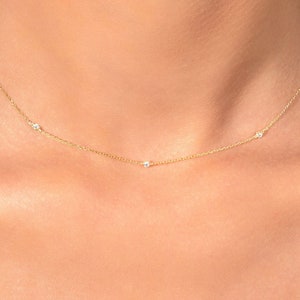 Zierliche Diamant-Halskette, kleine Diamant-Halskette, Diamant-Solitär-Halskette, 14k Solid Gold-Halskette für Frauen, Geschenk für Sie Bild 1