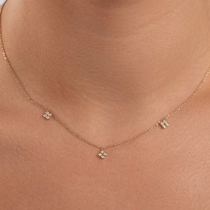Clover Station Necklace in 14k Solid Gold / Diamond Dainty Everyday Necklace / Clover Necklace for Women / Handmade Necklace gift for her