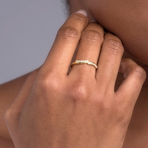 14k Solid Gold Diamond Twisted Ring, Minimalist Diamond Twisted Ring, Dainty Twisted Ring, Gold Twisted Rin, Twisted Wedding Band Ring