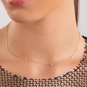 14K Gold Diamond Necklace / Tiny Choker Diamond Necklace / Small Dainty DiamondNecklace / Mother&#39;s Day Gift / Minimalist 14k Necklace