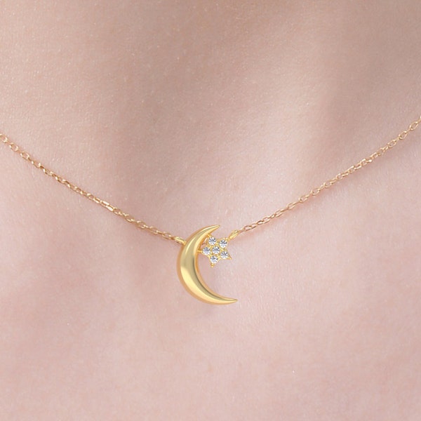Diamond Moon Star Necklace / Dainty Moon Star Necklace / 14k Solid Gold Crescent Moon Necklace / Tiny Diamond Necklace / Gift for Her