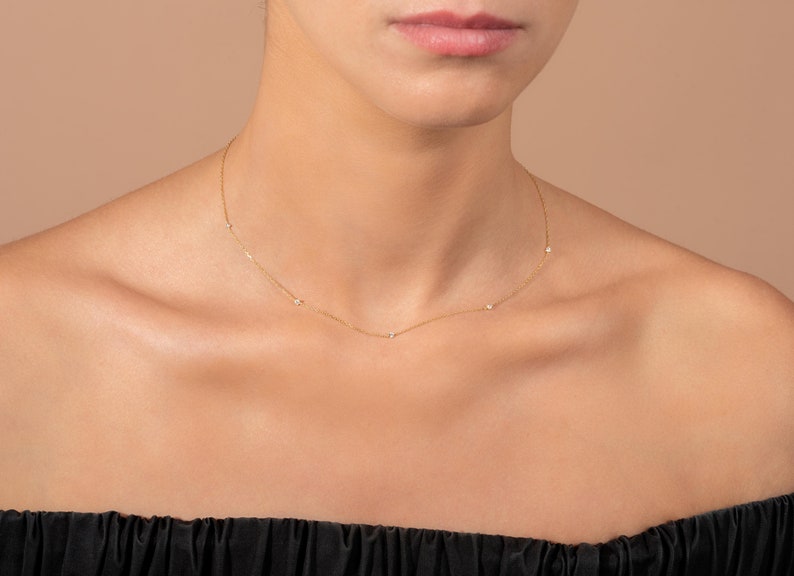 Collar de diamantes delicado, collar de diamantes diminutos, collar de solitario de diamantes, collar de oro macizo de 14 k para mujeres, regalo para ella imagen 6