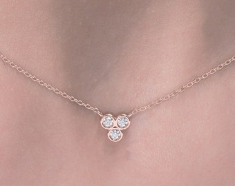 Collier trois diamants/collier solitaire en or 14 carats/collier superposition de diamants/collier délicat en or 14 carats diamants/cadeau pour elle
