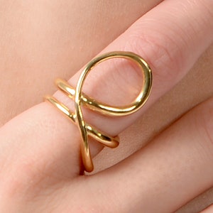 Solid Gold Ring / 14K Solid Gold Ring / 14K Gold Ring / Minimalist Ring / Yellow Gold Ring / Dainty Gold Ring / Stacking Ring /