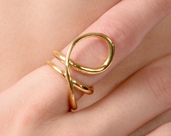 Solid Gold Ring / 14K Solid Gold Ring / 14K Gold Ring / Minimalist Ring / Yellow Gold Ring / Dainty Gold Ring / Stacking Ring /