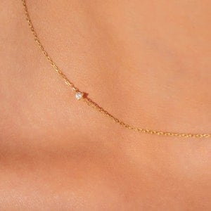Winzige Diamant-Halskette, zierliche Diamant-Halskette, 14-karätige Diamant-Halskette aus massivem Gold, zierliche Diamant-Halskette, Geschenk für Sie Bild 3
