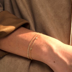 14k Solid Gold Diamond Bar armband / Pave Diamond Bar armband / Line Diamond Bar minimalistische armband / sierlijke Diamond Bar armband afbeelding 4