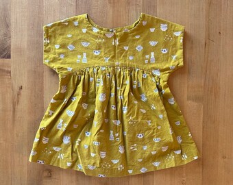 5T Top for girls - quirky toddler shirt- USED